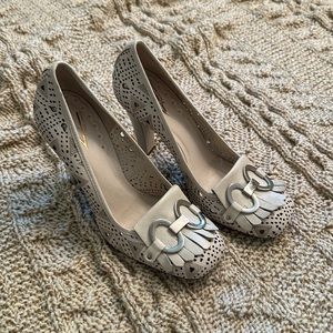 Vince Camuto Off White Leather Heels - 37